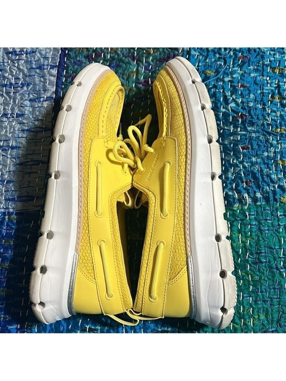 COLE HAAN ZEROGRAND yellow Regatta boat shoes. 9.5B. - Picture 6 of 9